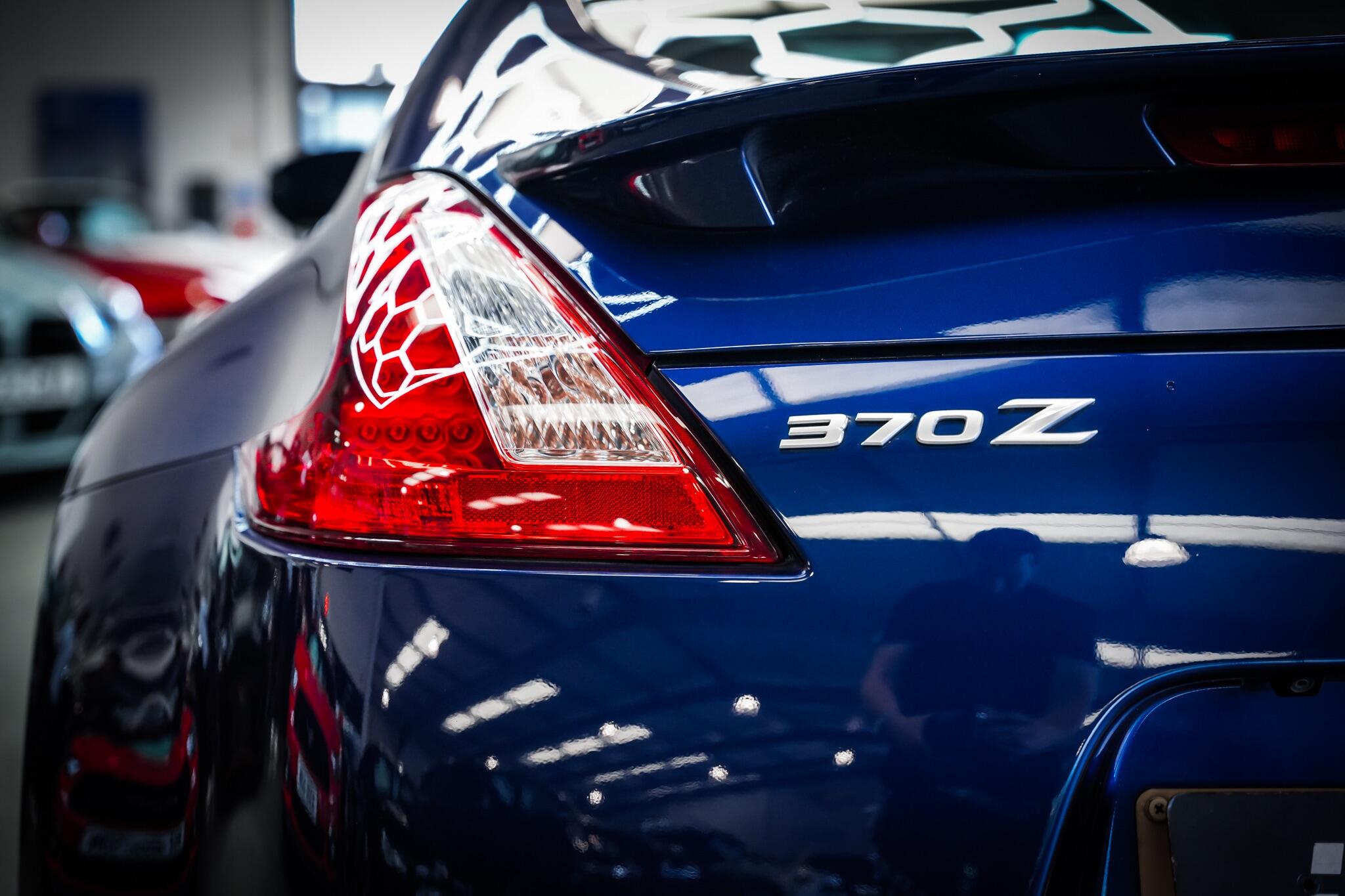 Nissan 370z view 34