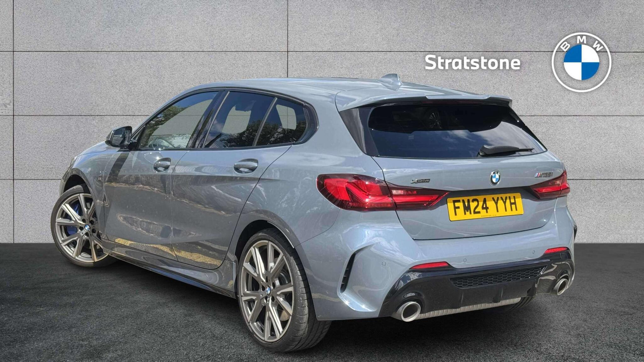 BMW 1 Series view 2