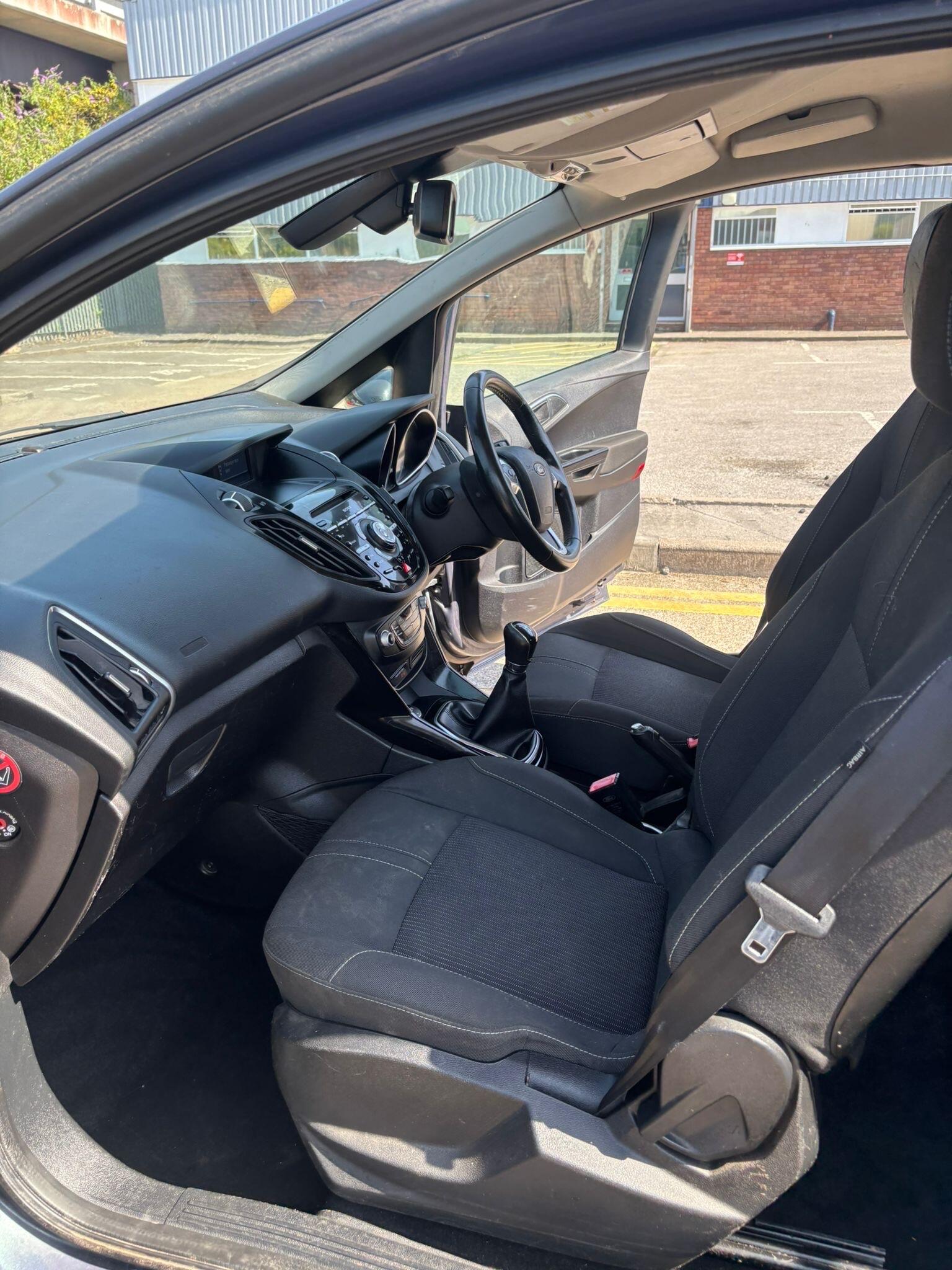 Ford B-Max view 49