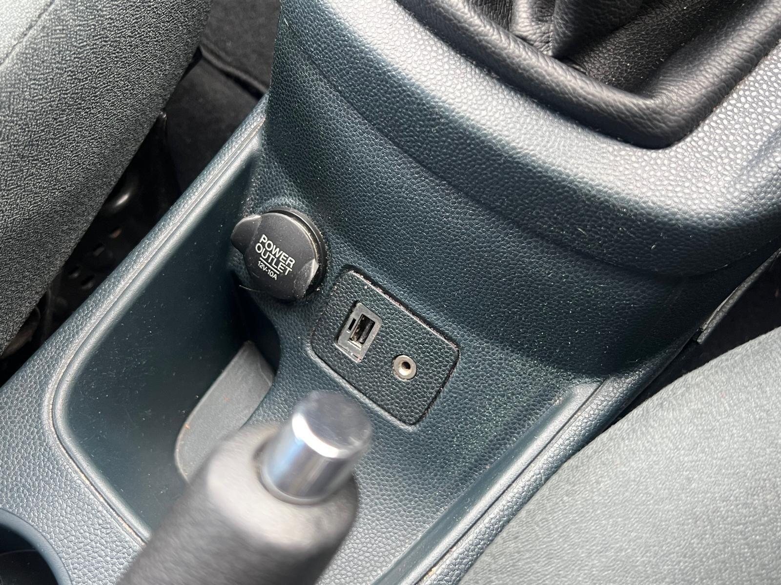 Ford Fiesta view 31