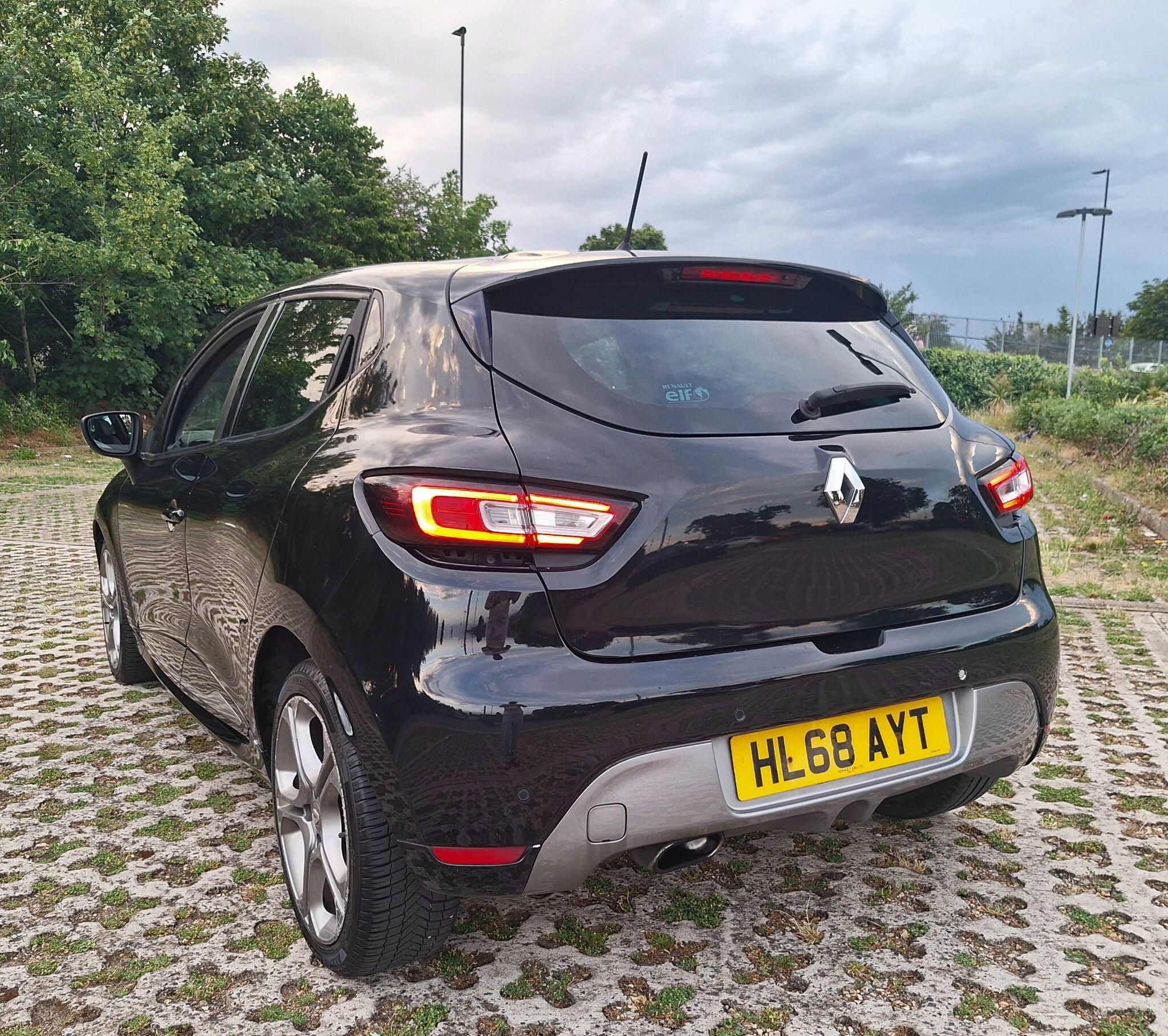 Renault Clio view 12