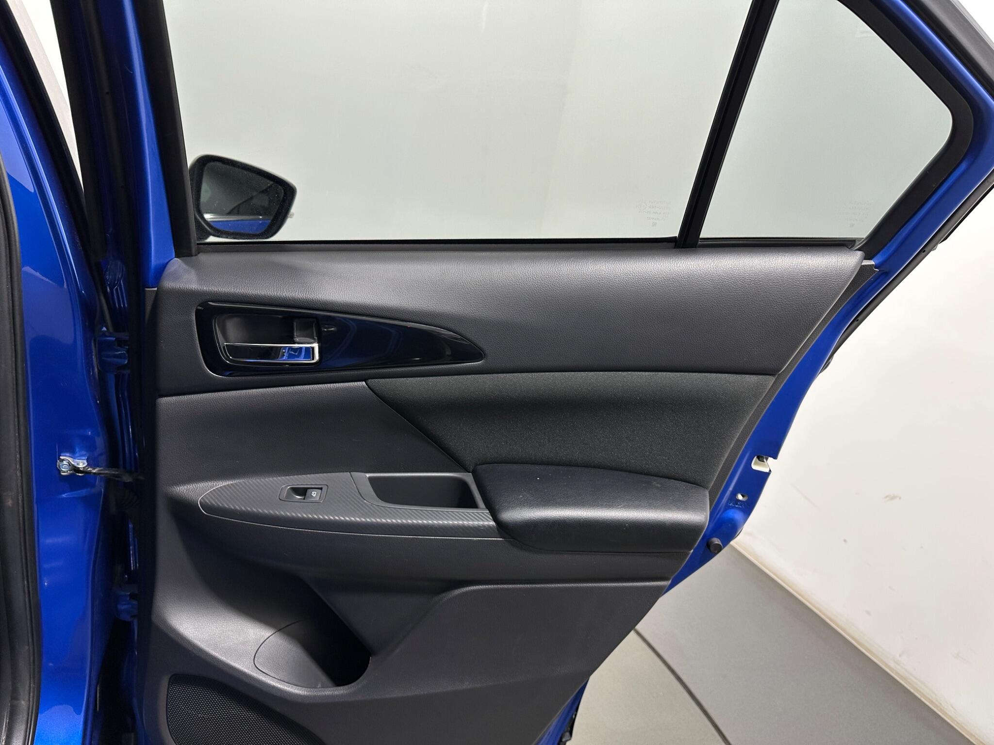 Mitsubishi Eclipse Cross view 43