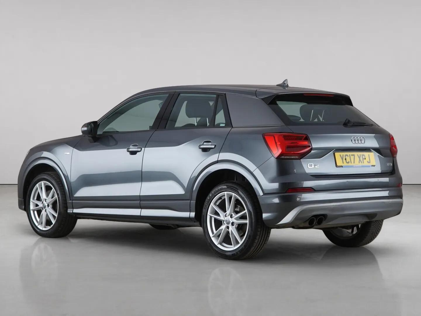 Audi Q2 view 6