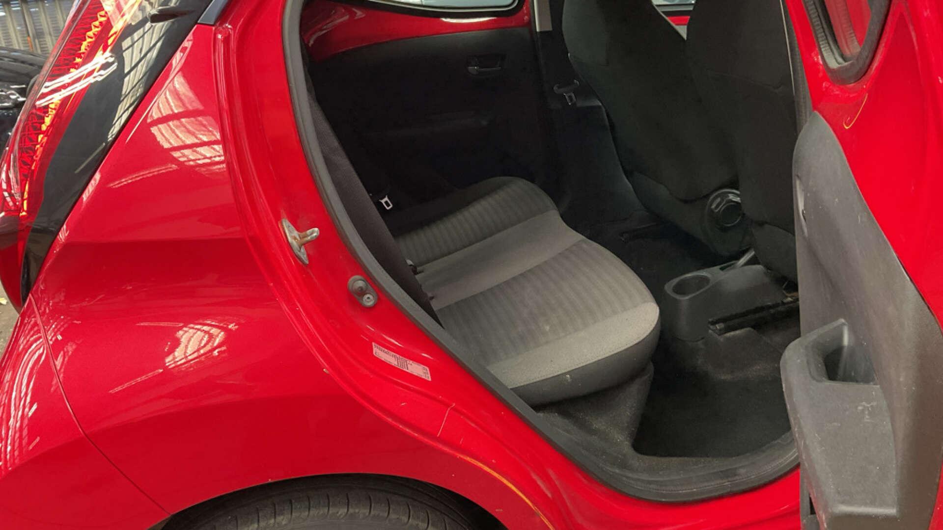 Toyota Aygo view 11