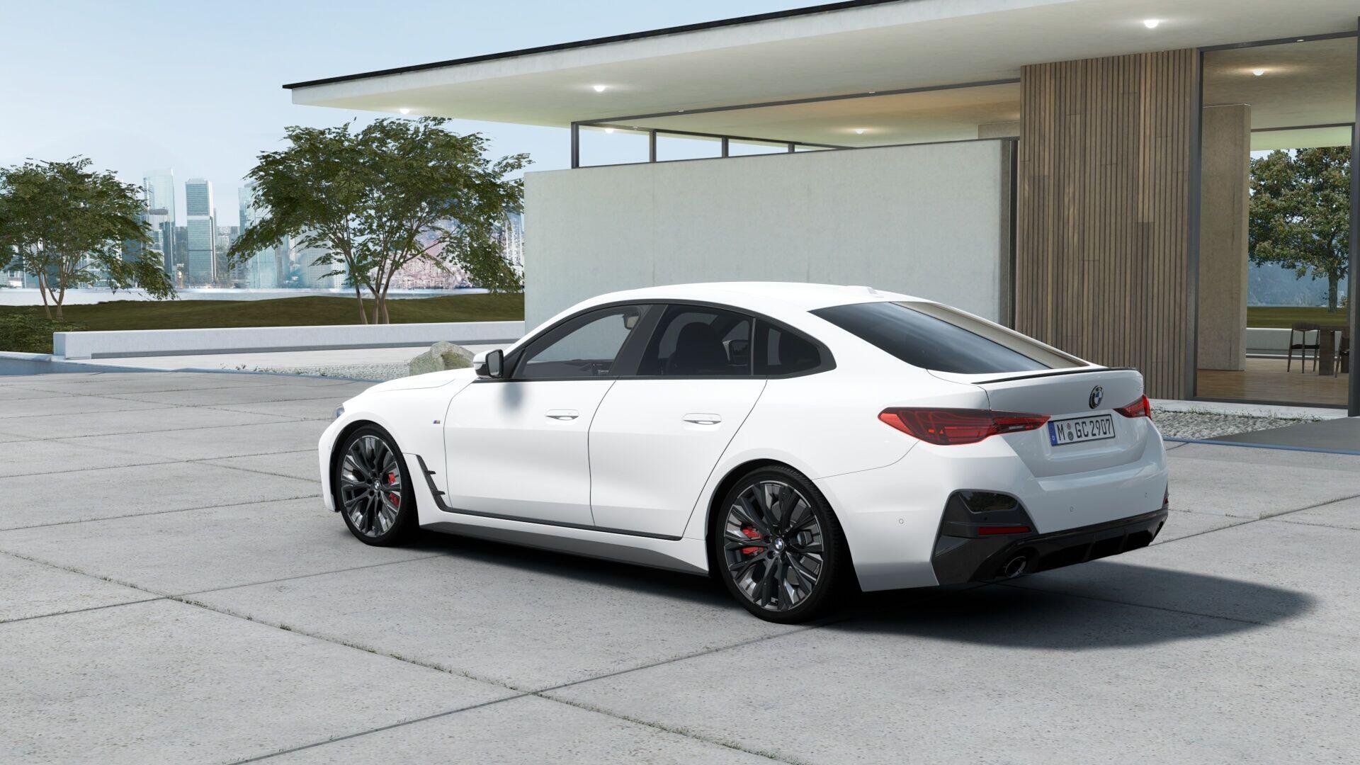 BMW 4 Series view 3