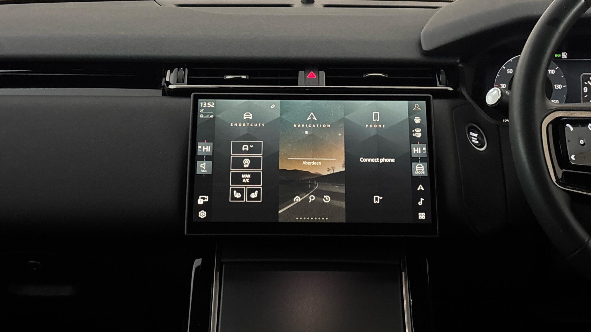 Land Rover Range Rover Velar view 14