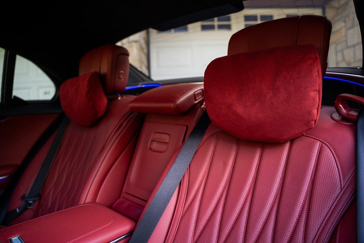 Mercedes-Benz S-Class view 80