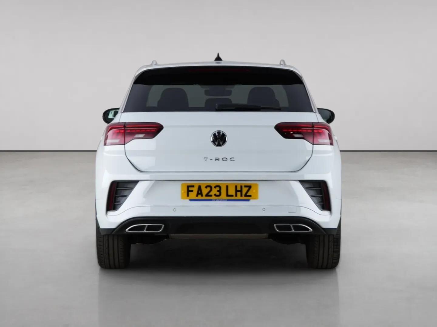 Volkswagen T-Roc view 7