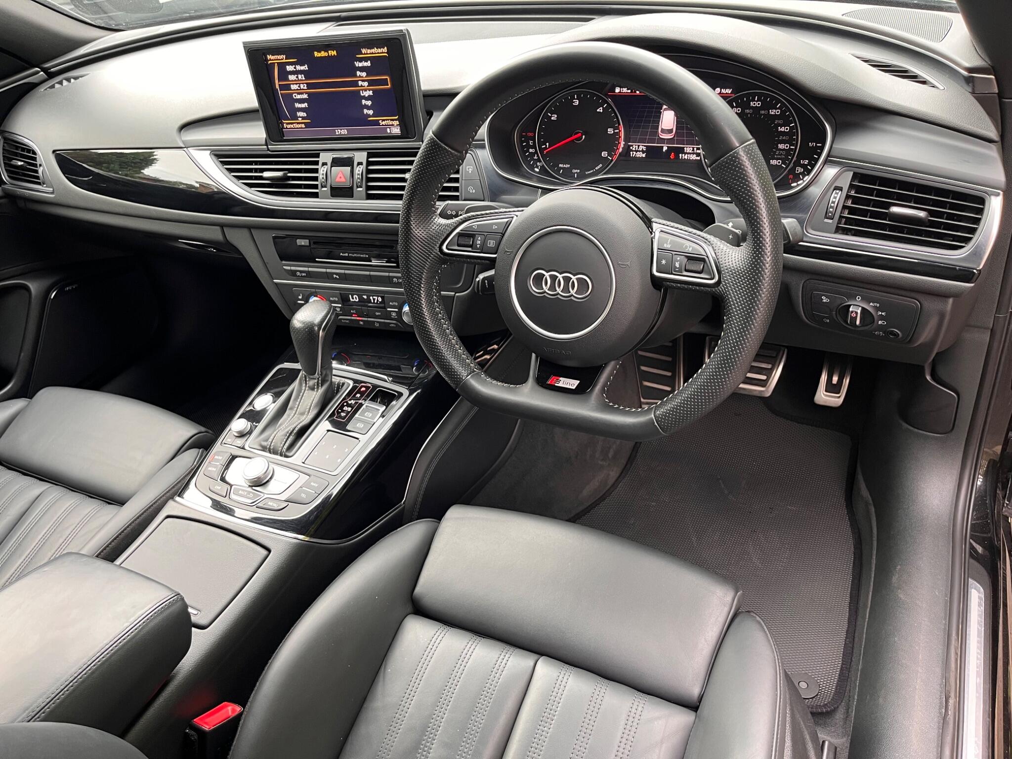 Audi A6 view 27