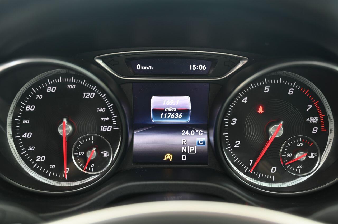 Mercedes-Benz Cla view 21