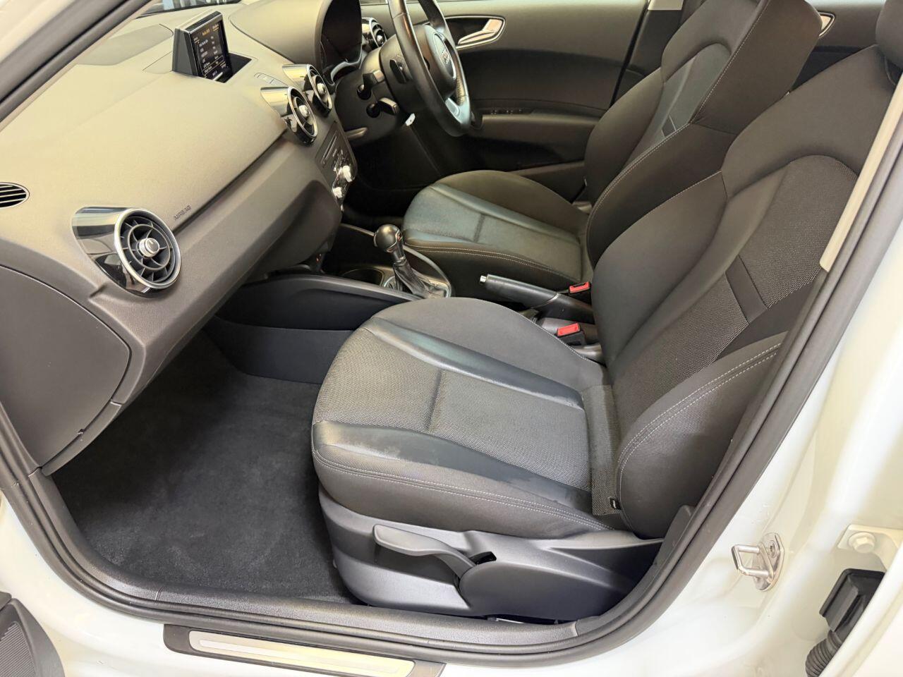 Audi A1 view 49