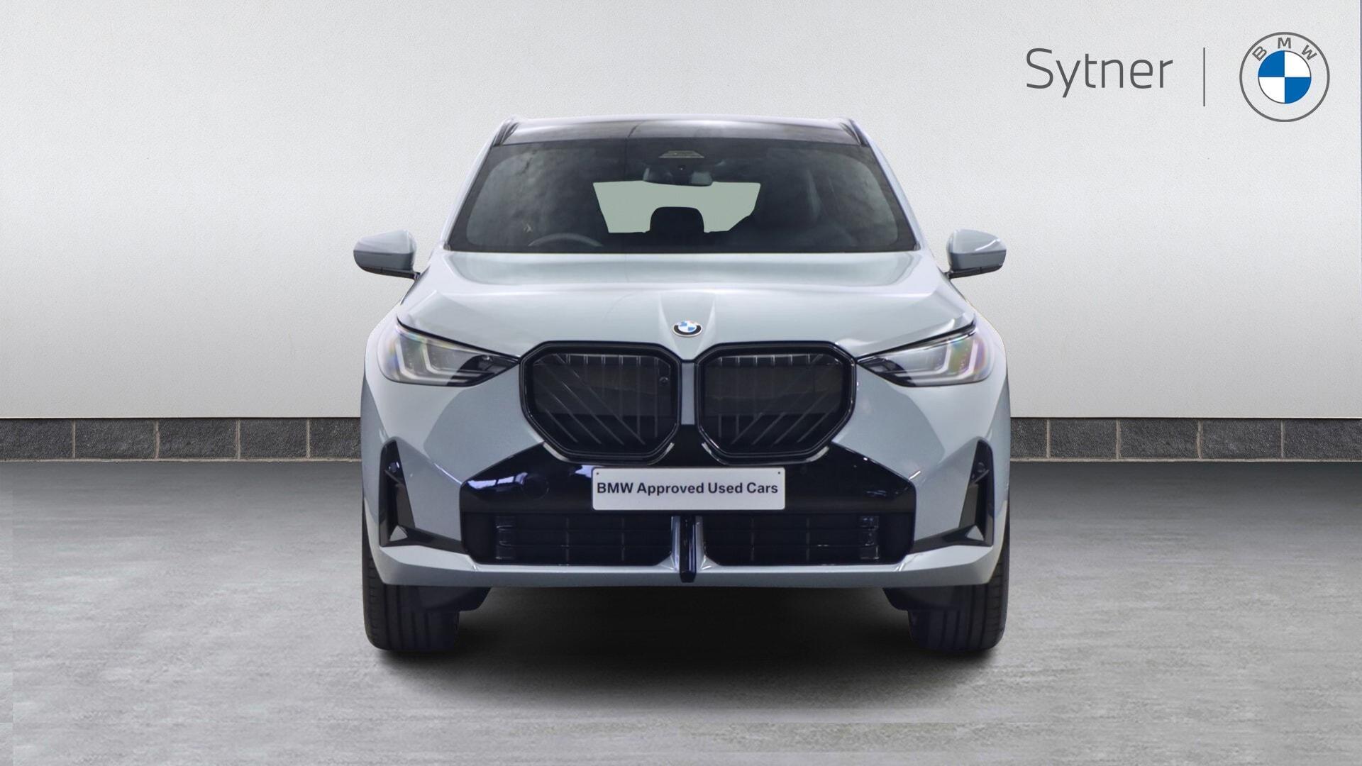 BMW X3 view 16