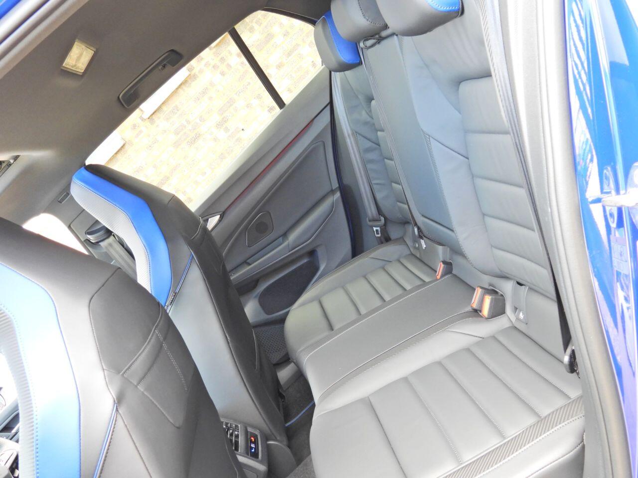 Volkswagen Golf view 42