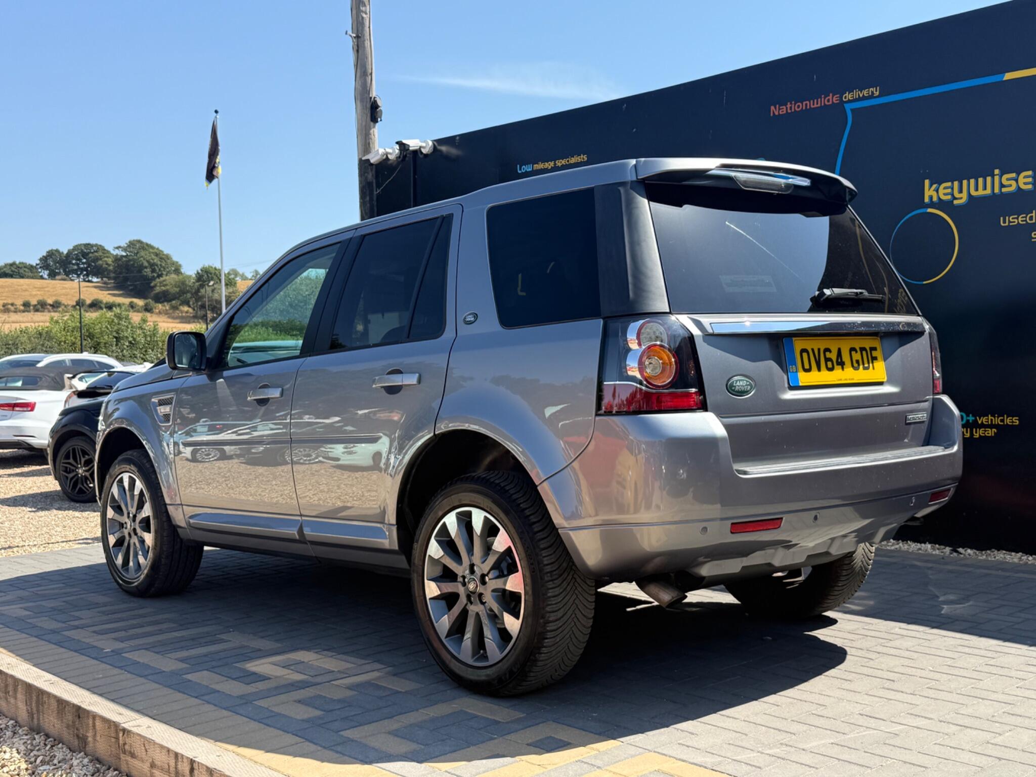Land Rover Freelander view 3