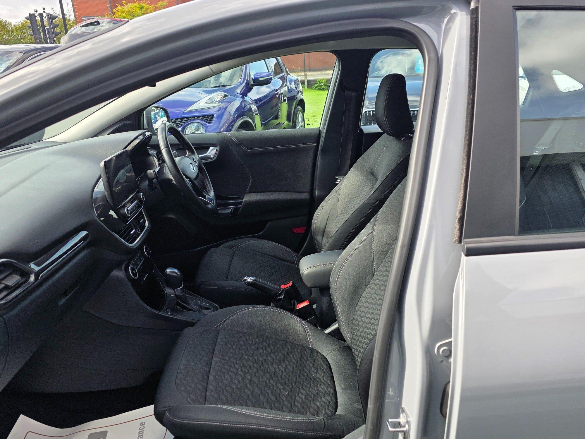 Ford Puma view 12