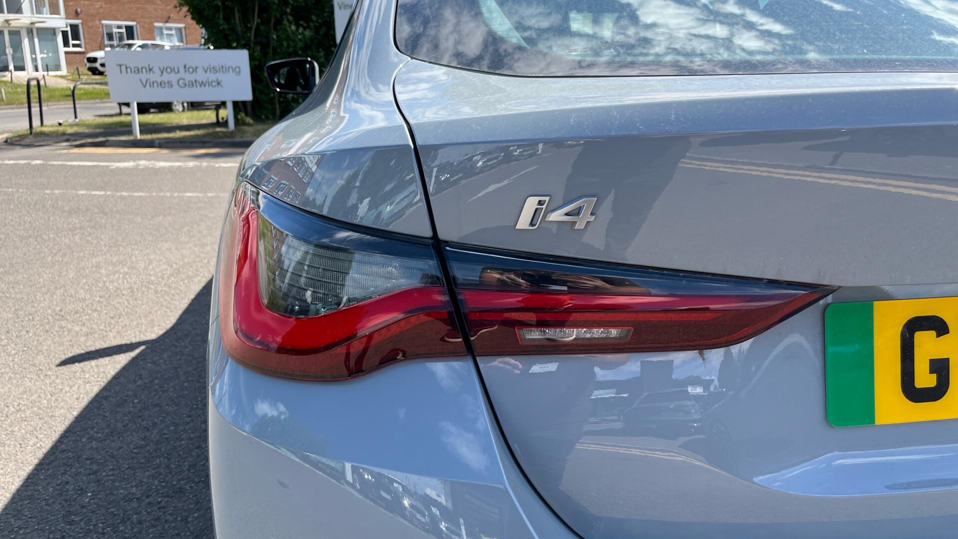 BMW i4 view 22