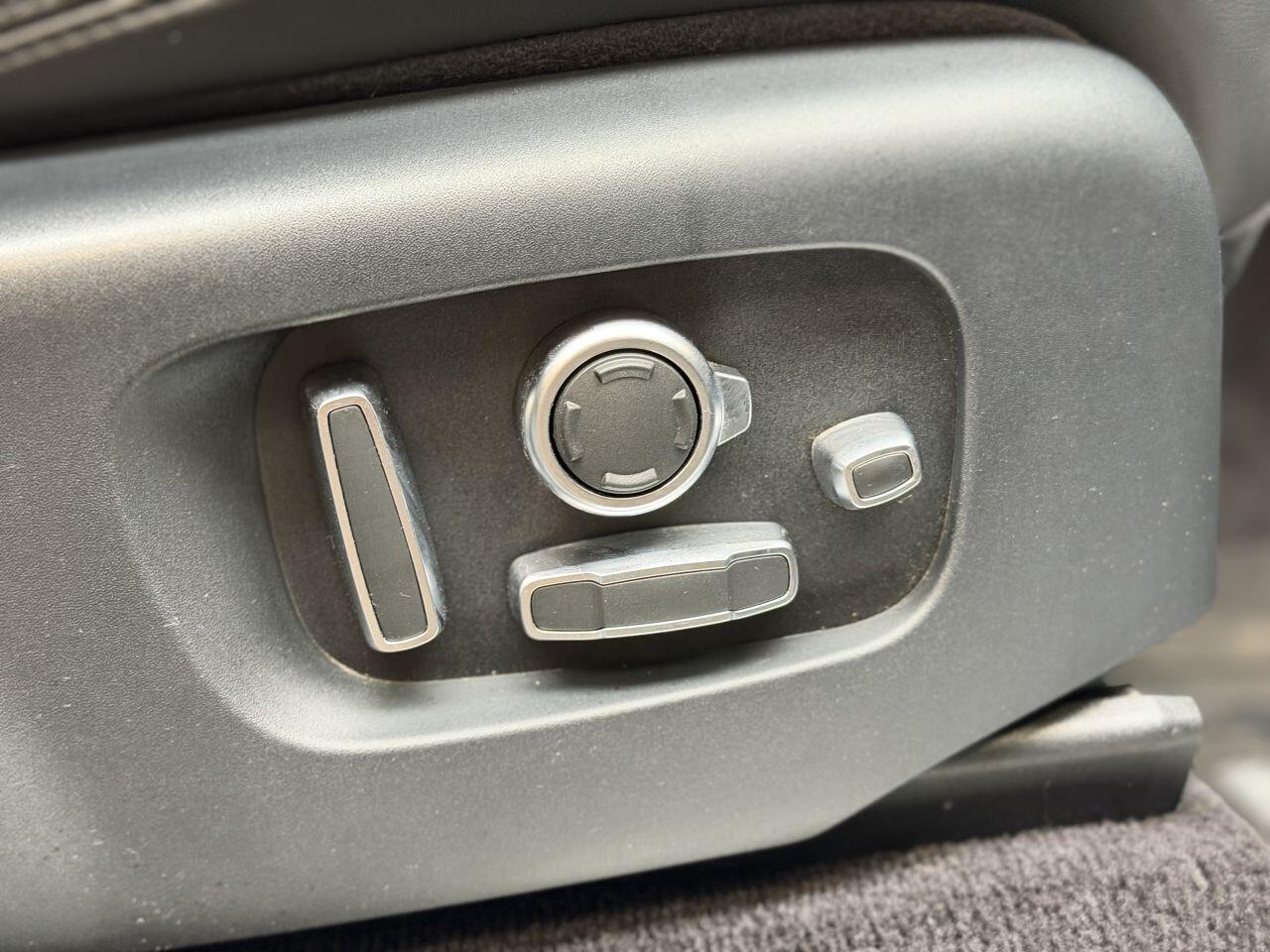 Land Rover Range Rover Sport view 36