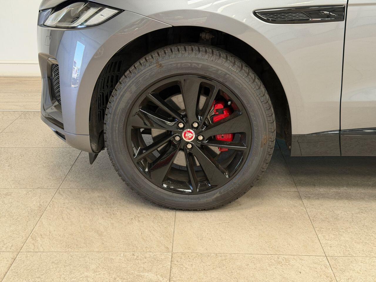Jaguar F-Pace view 20