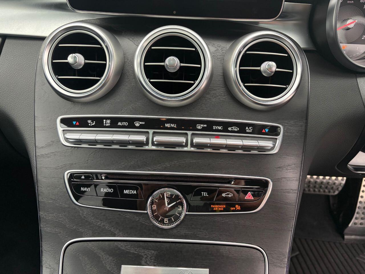 Mercedes-Benz C-Class view 26