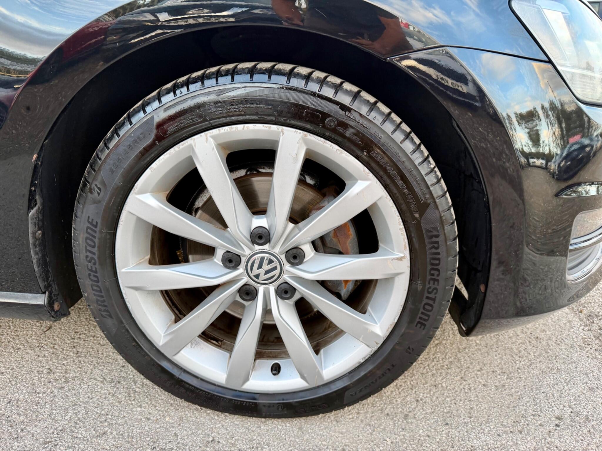 Volkswagen Golf view 39