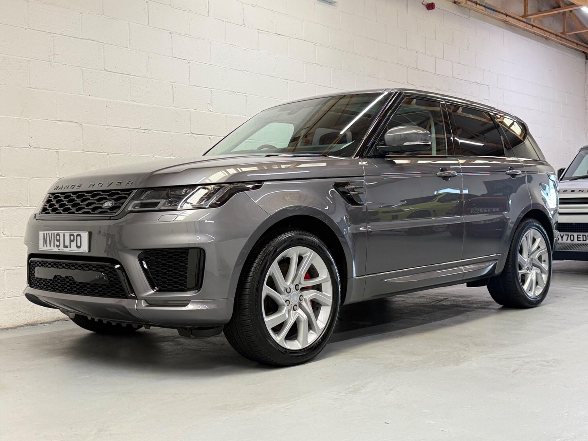Land Rover Range Rover Sport view 9