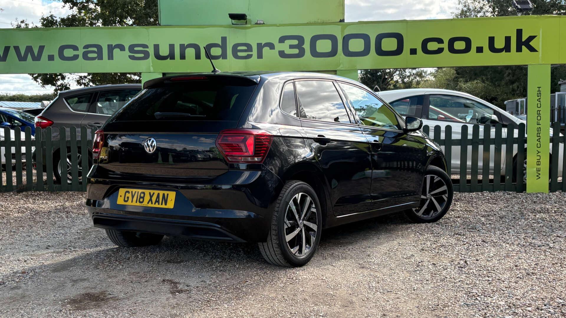 Volkswagen Polo view 4