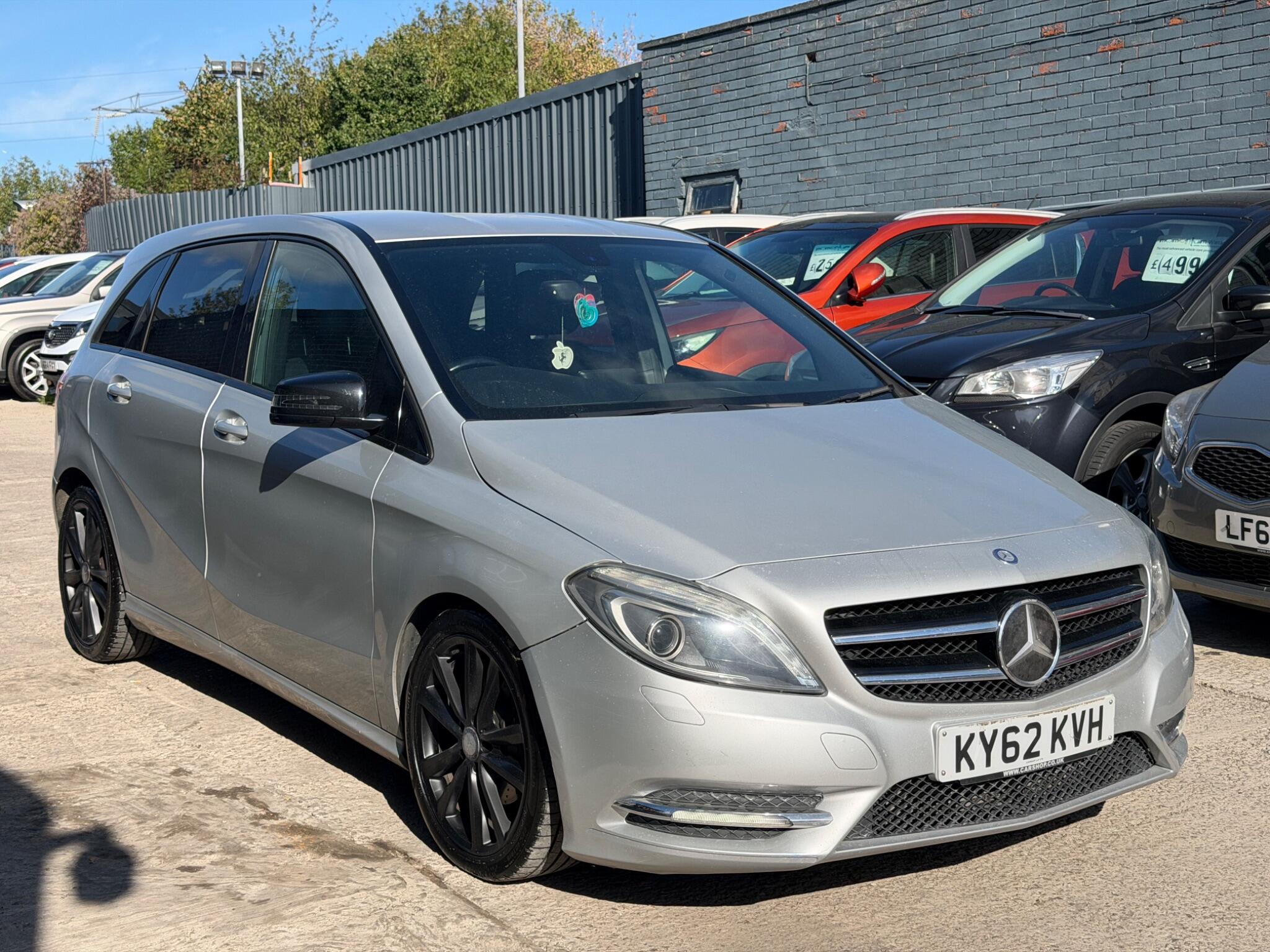 Mercedes-Benz B-Class view 3