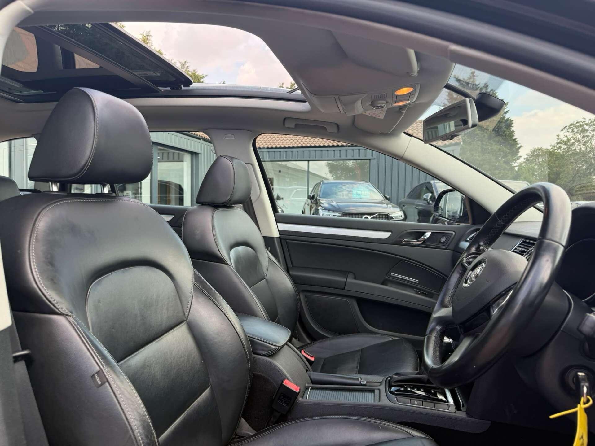 Skoda Superb view 12