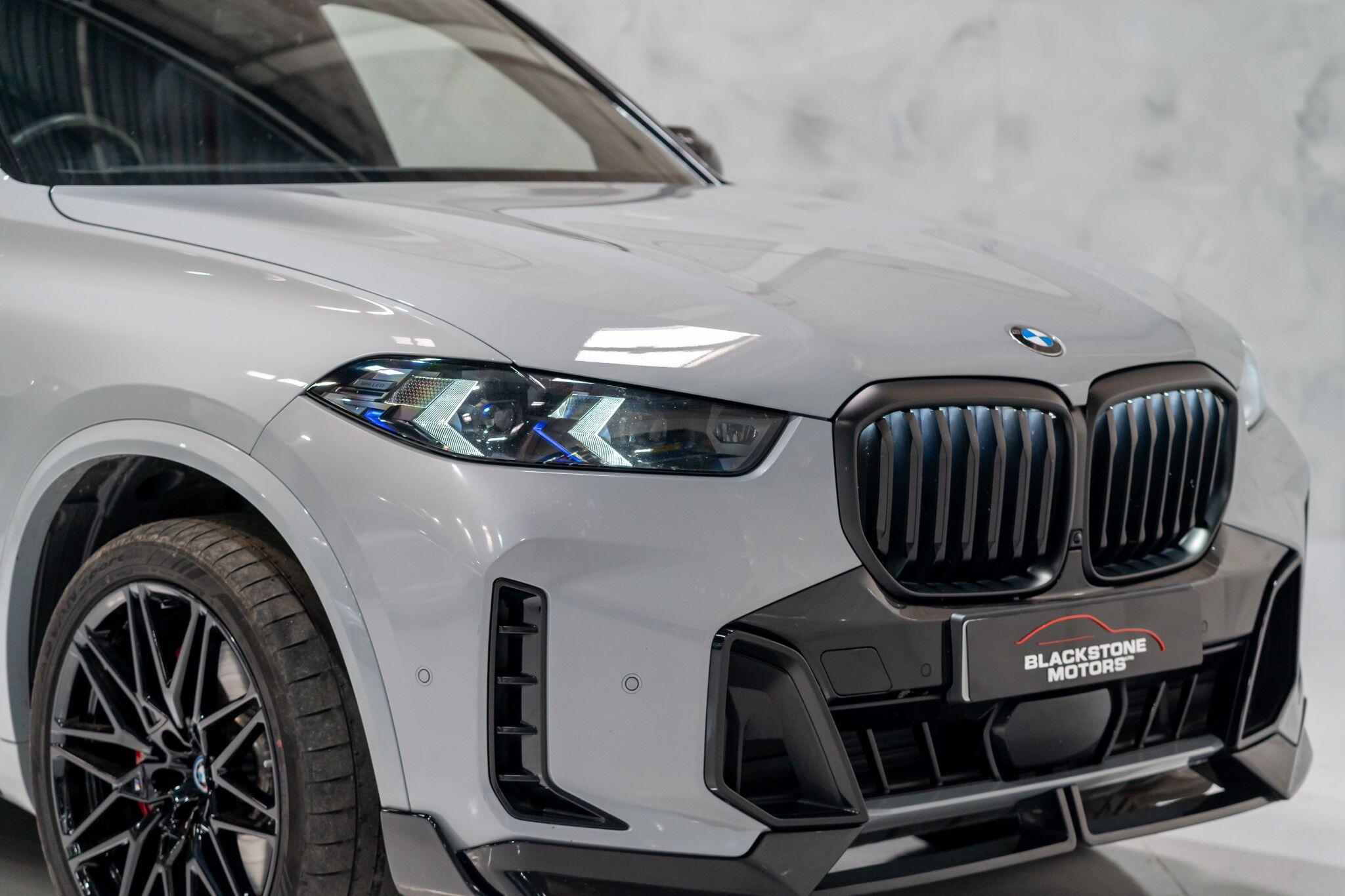 BMW X5 view 43