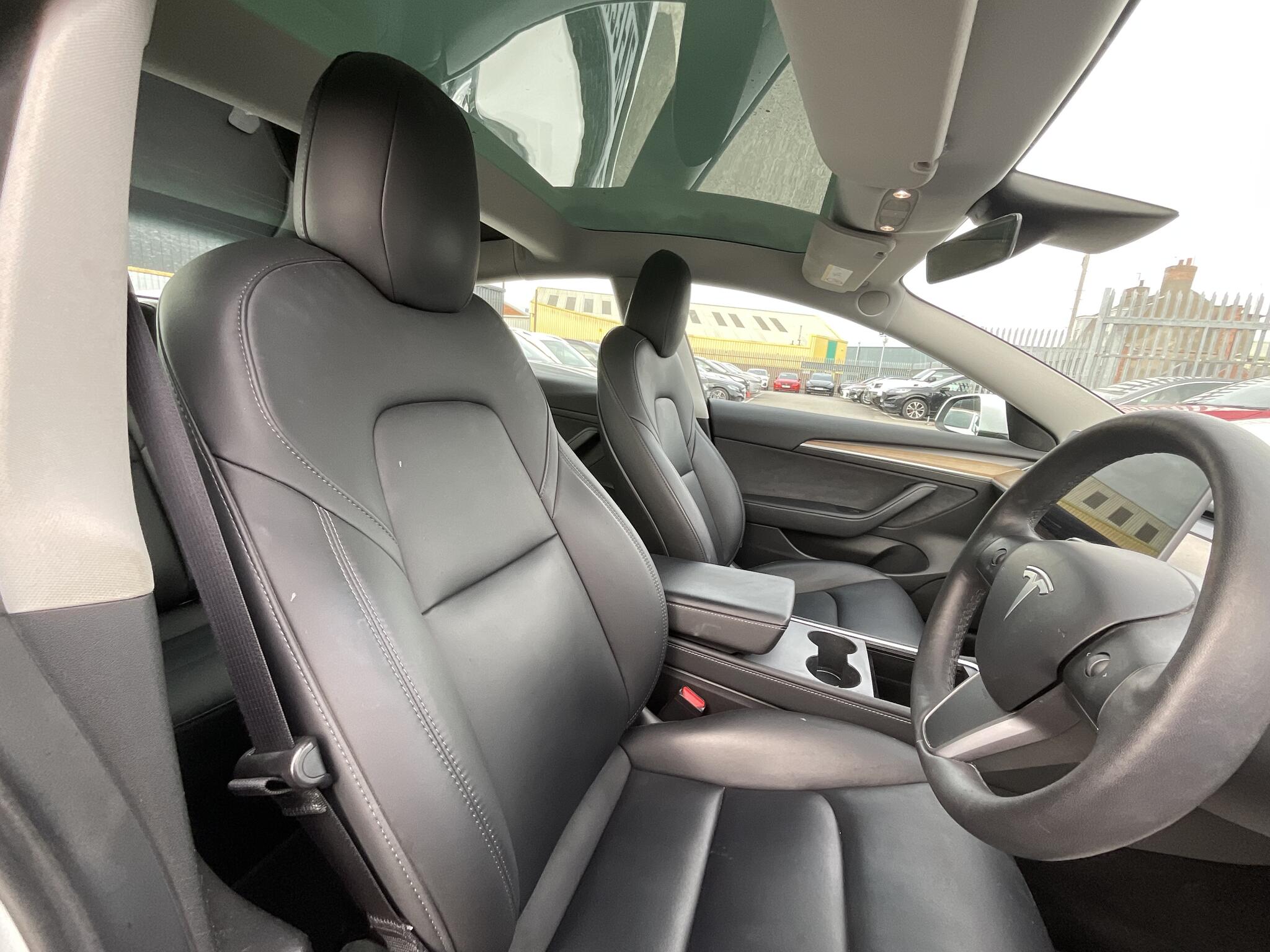 Tesla Model 3 view 8