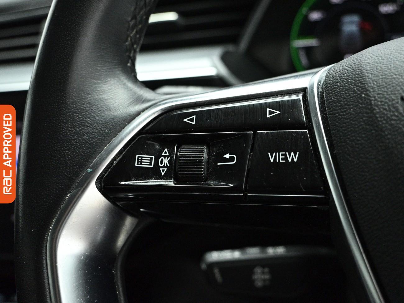 Audi E-Tron view 24
