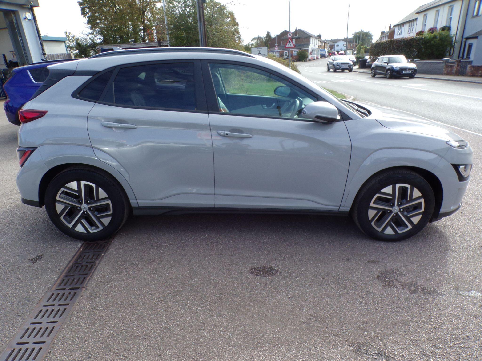 Hyundai Kona view 10