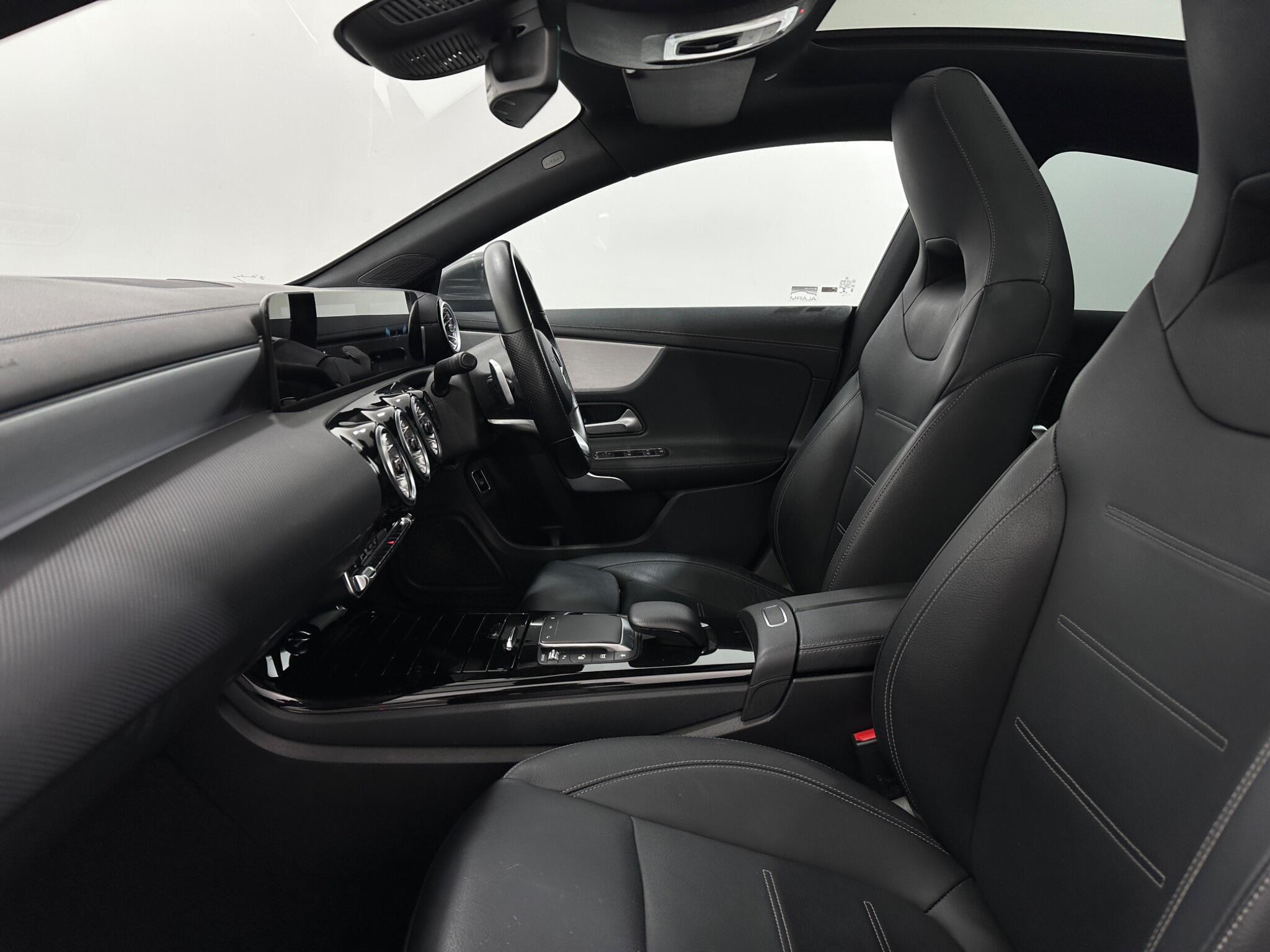 Mercedes-Benz CLA view 37