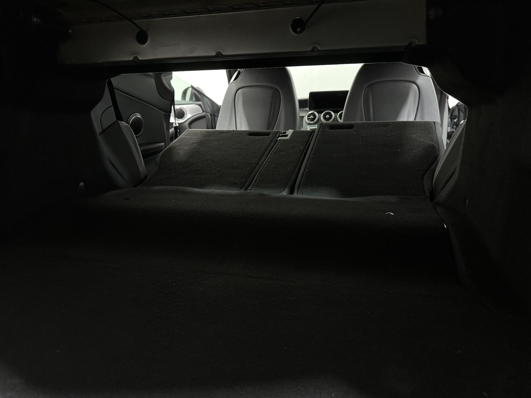 Mercedes-Benz C Class view 42