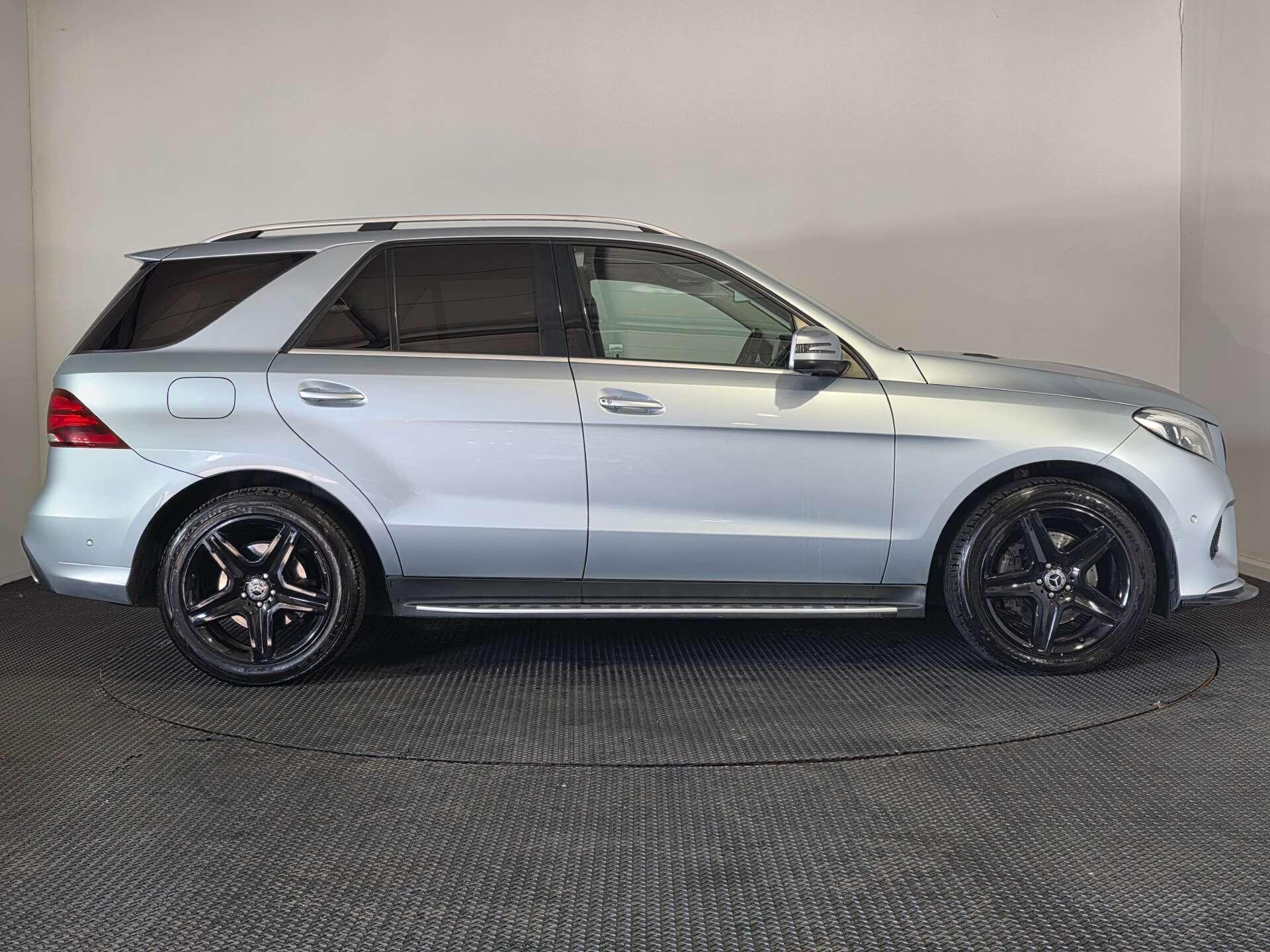 Mercedes-Benz Gle view 8