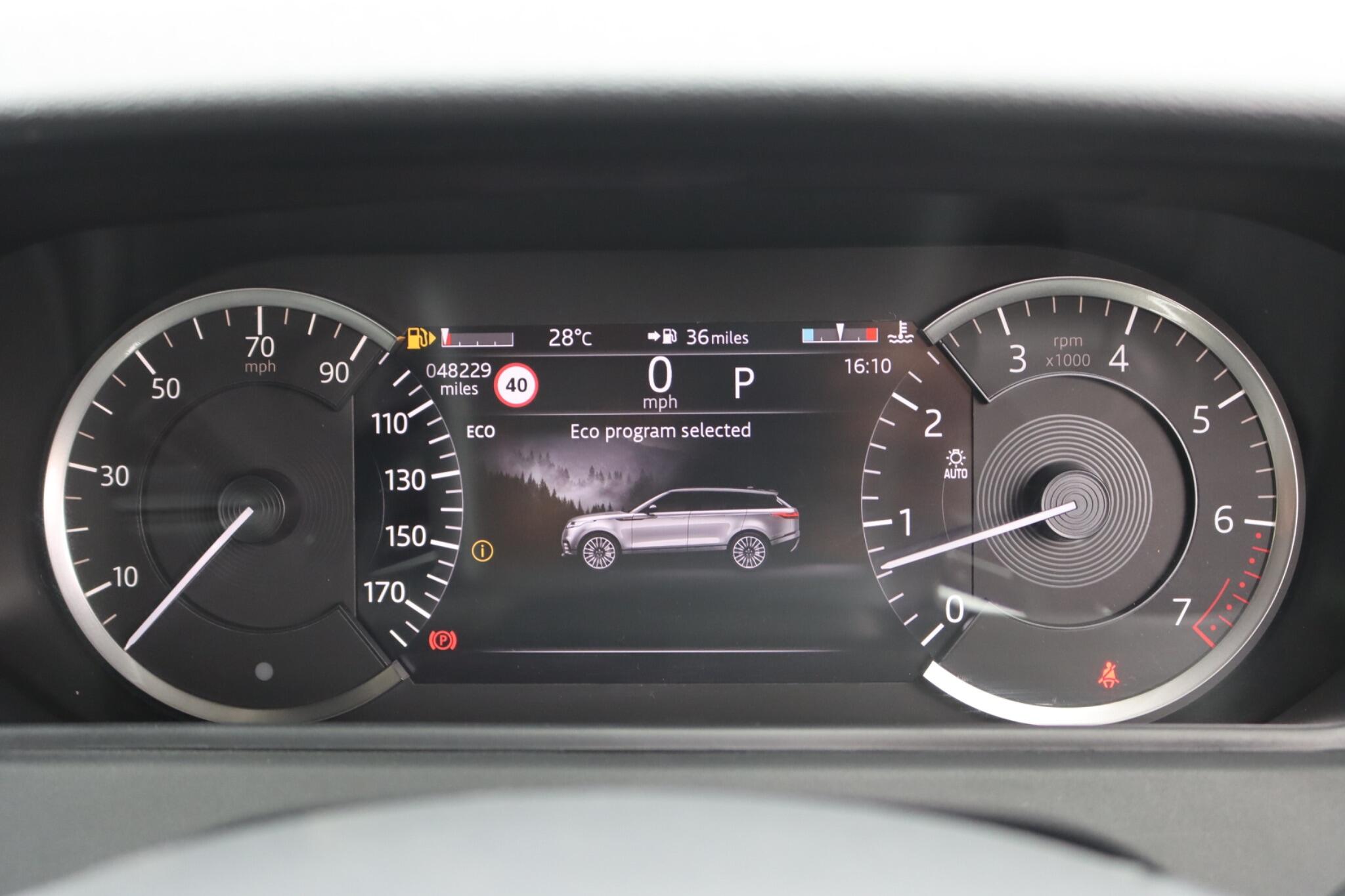 Land Rover Range Rover Velar view 59