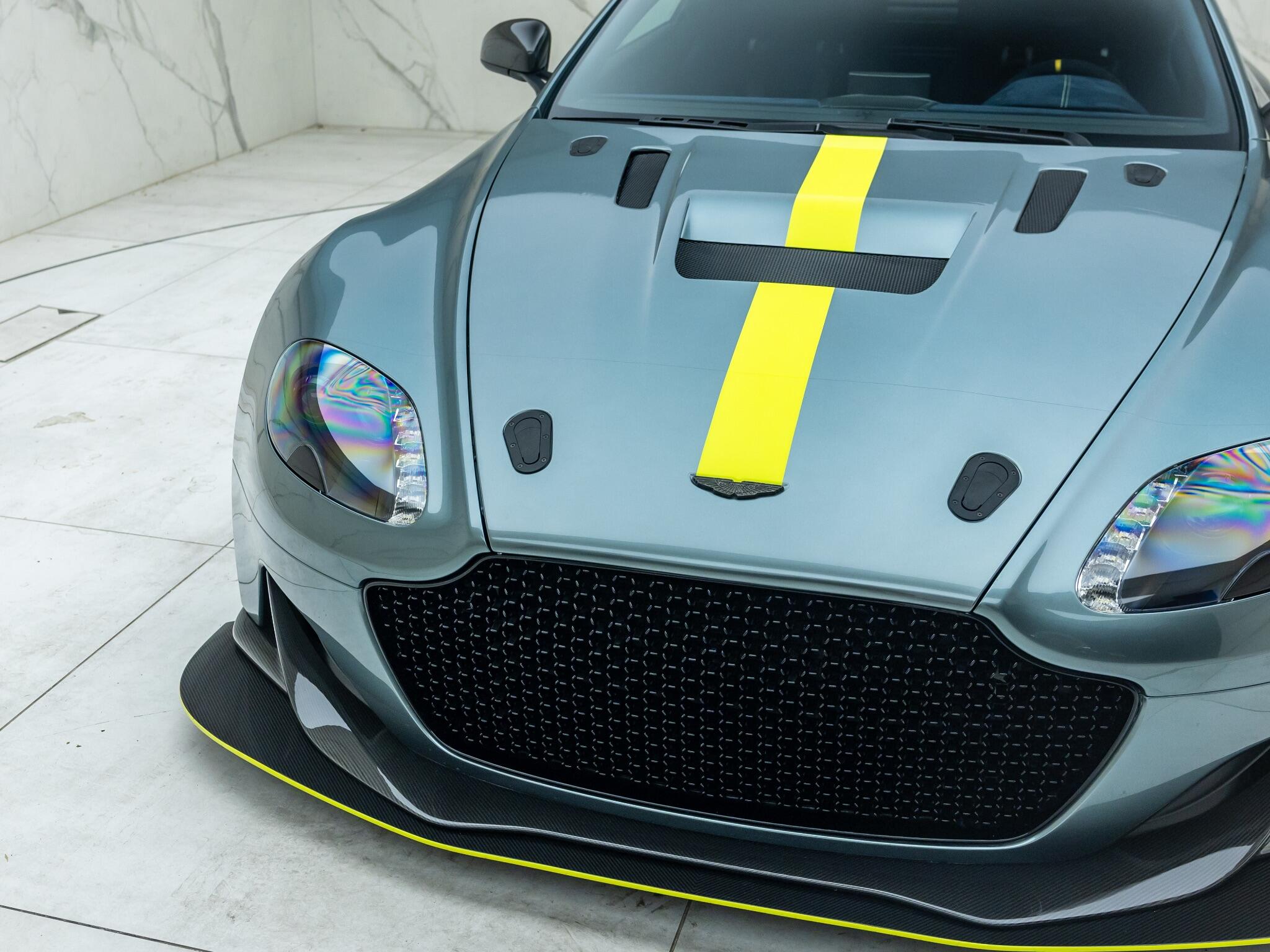 Aston Martin Vantage view 31