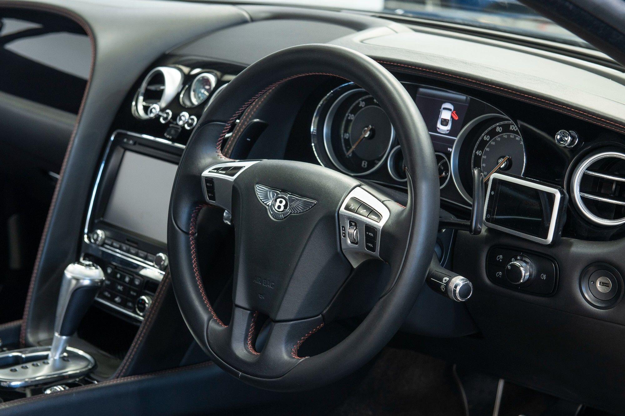 Bentley Continental view 10