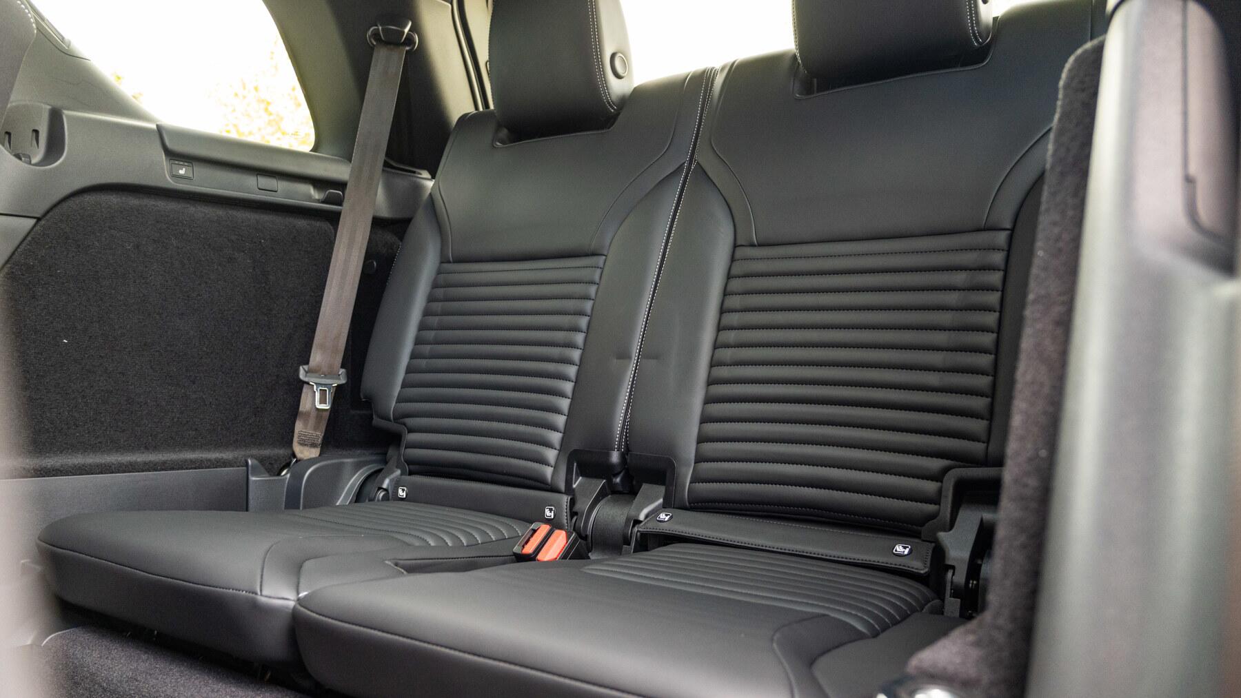 Land Rover Discovery view 33