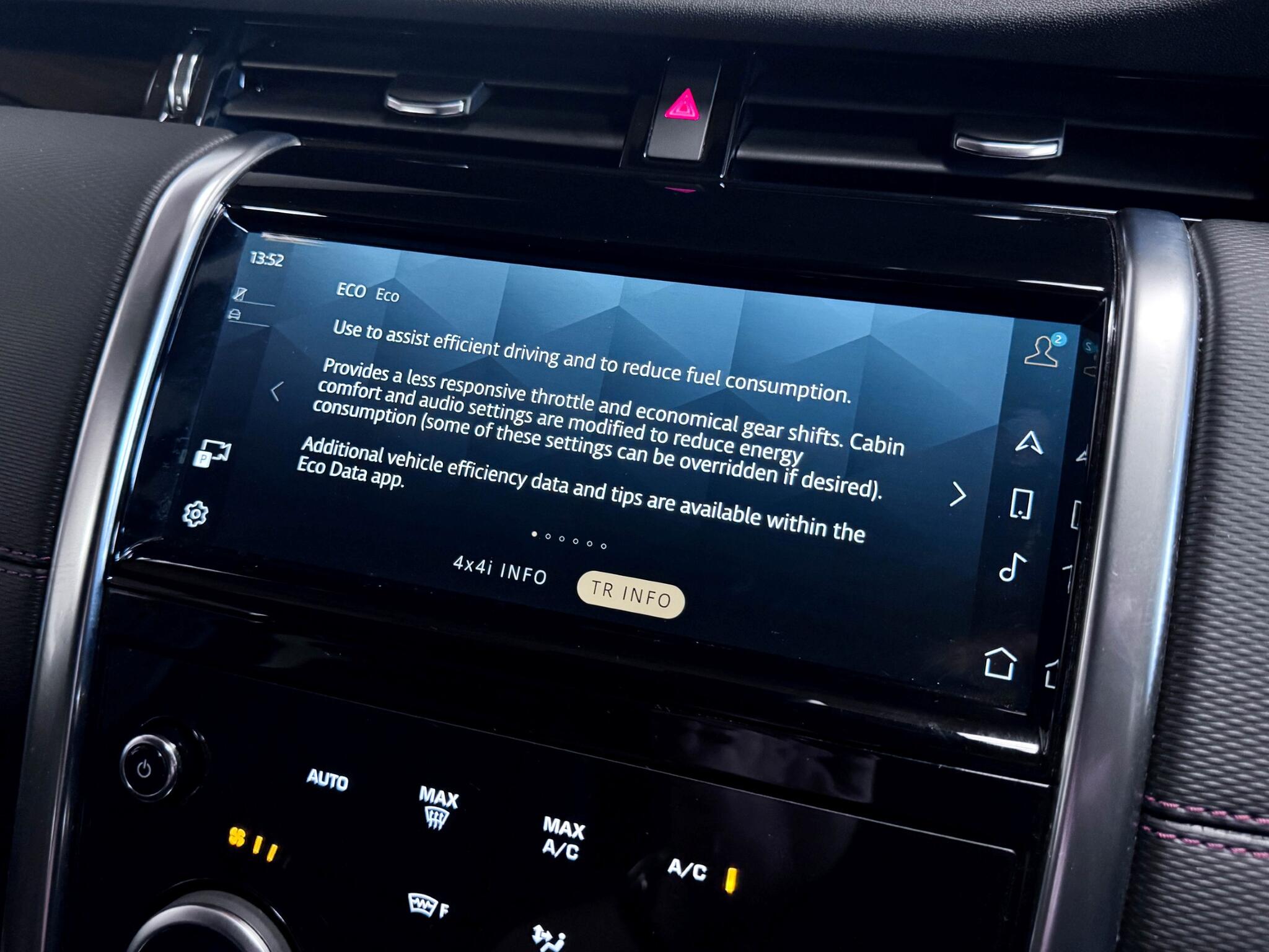 Land Rover Discovery Sport view 47