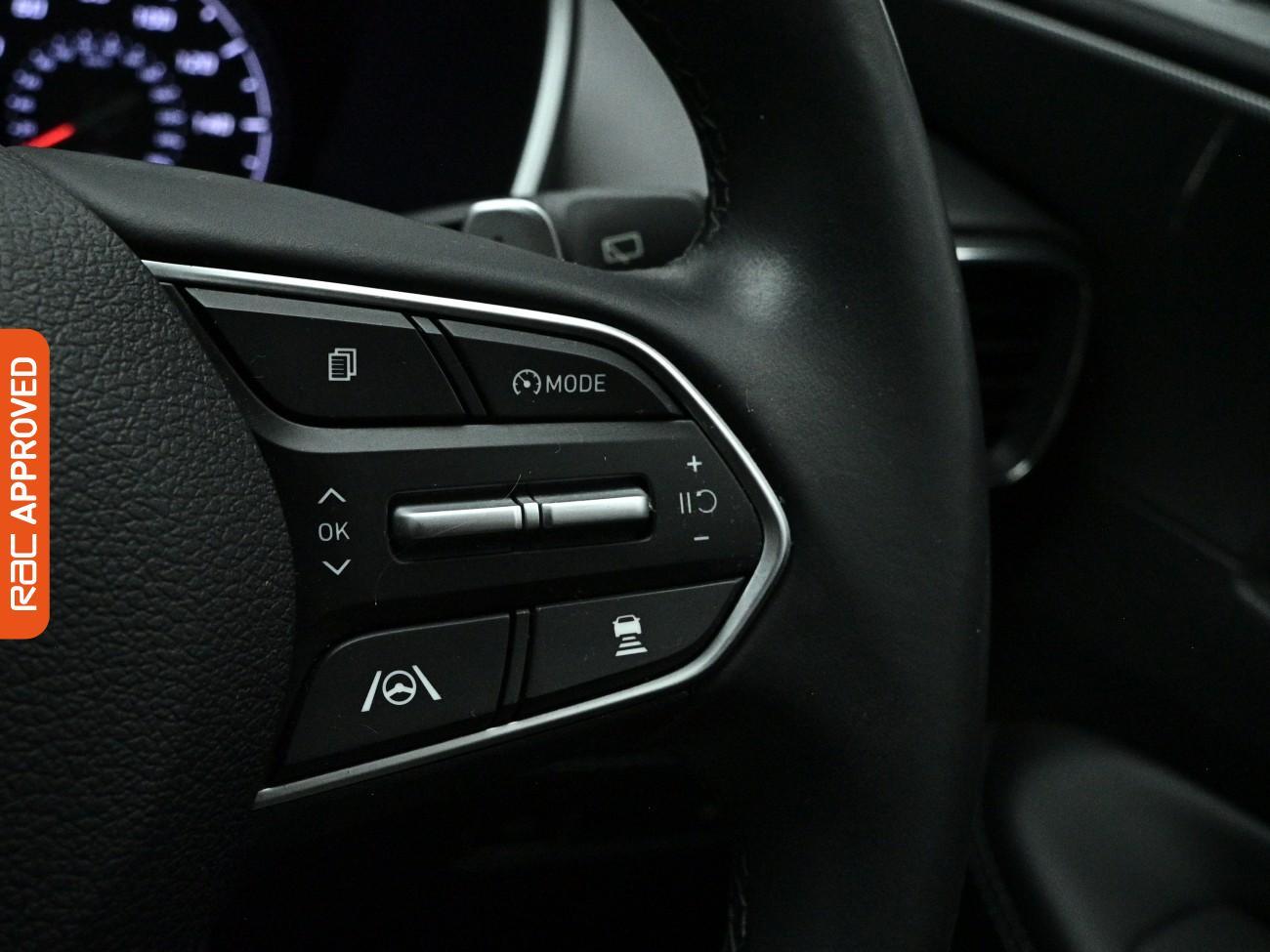 Hyundai Santa FE view 28