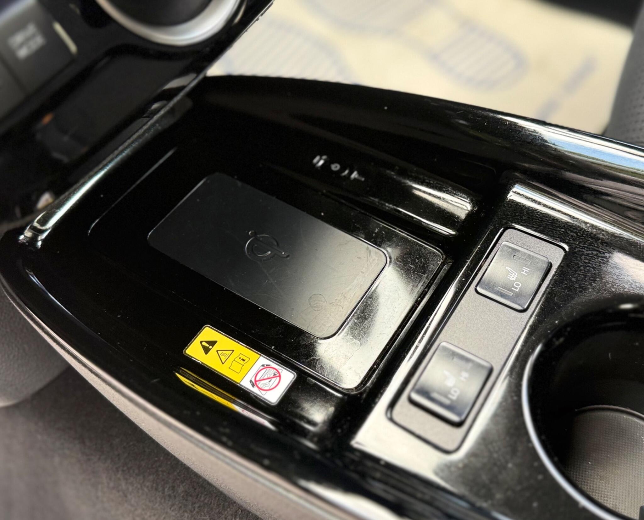 Toyota Prius view 15