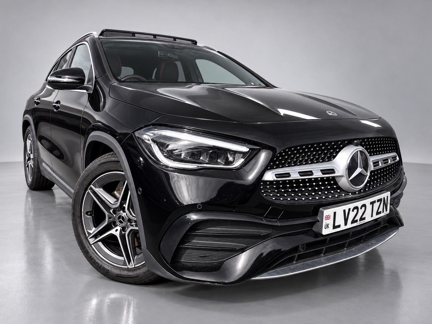 Mercedes-Benz GLA view 5