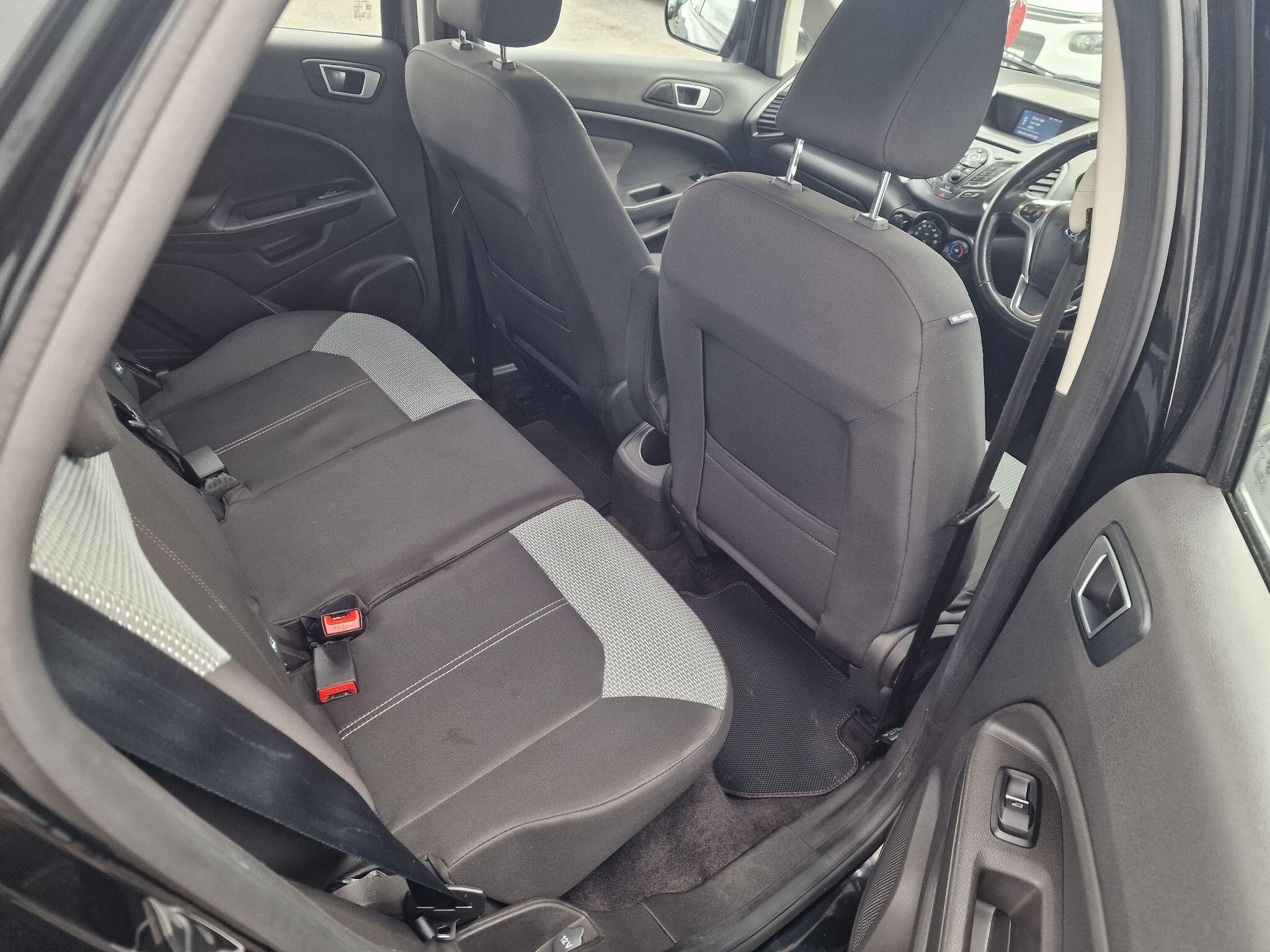 Ford Ecosport view 27