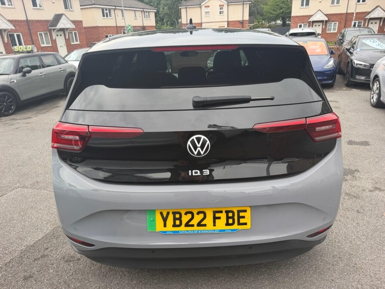 Volkswagen ID.3 view 10