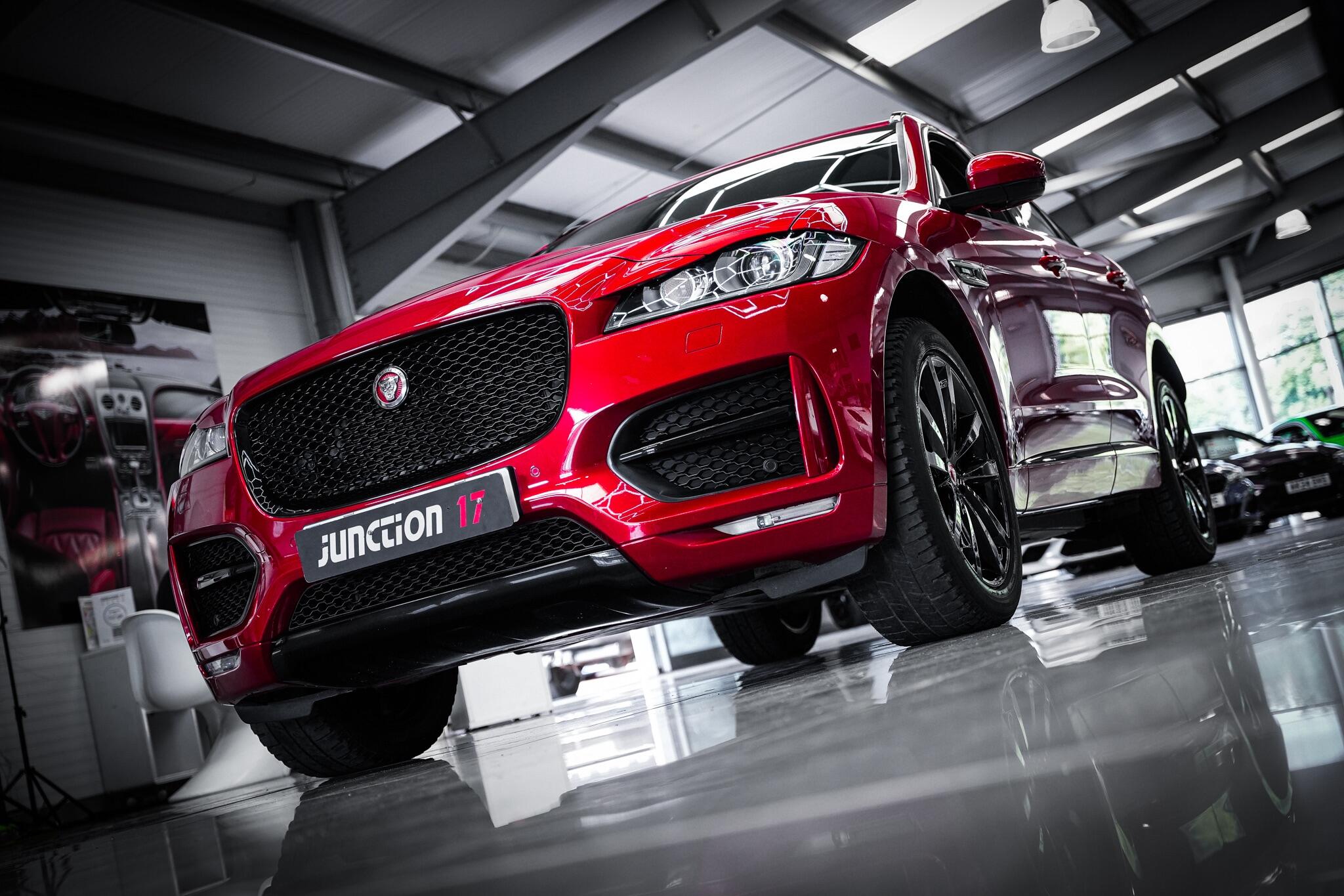 Jaguar F-Pace view 32