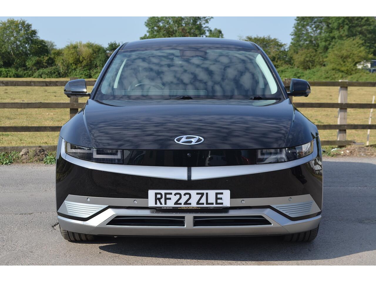 Hyundai Ioniq 5 view 4