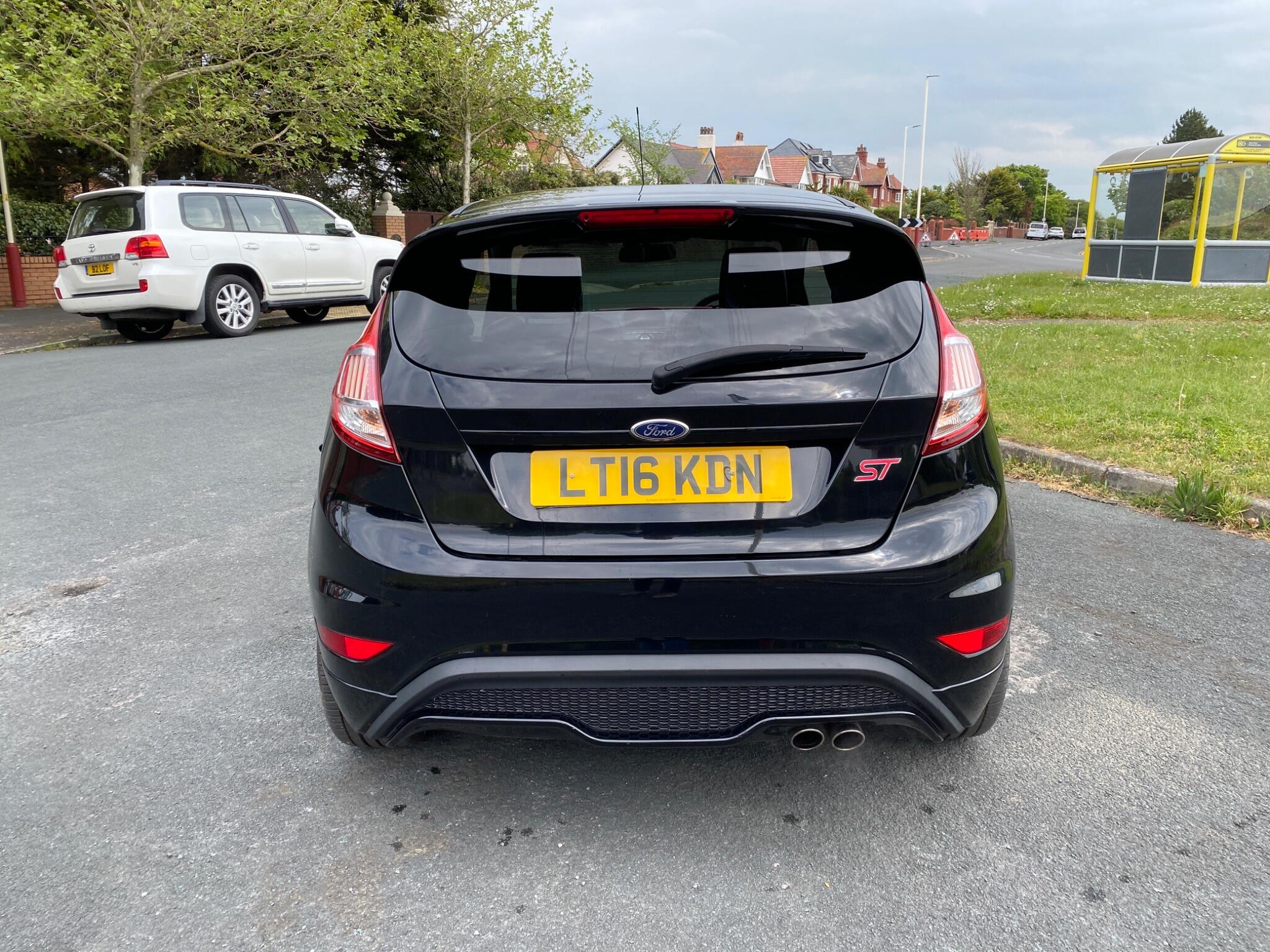 Ford Fiesta 1.6T EcoBoost ST-2 Euro 6 3dr
