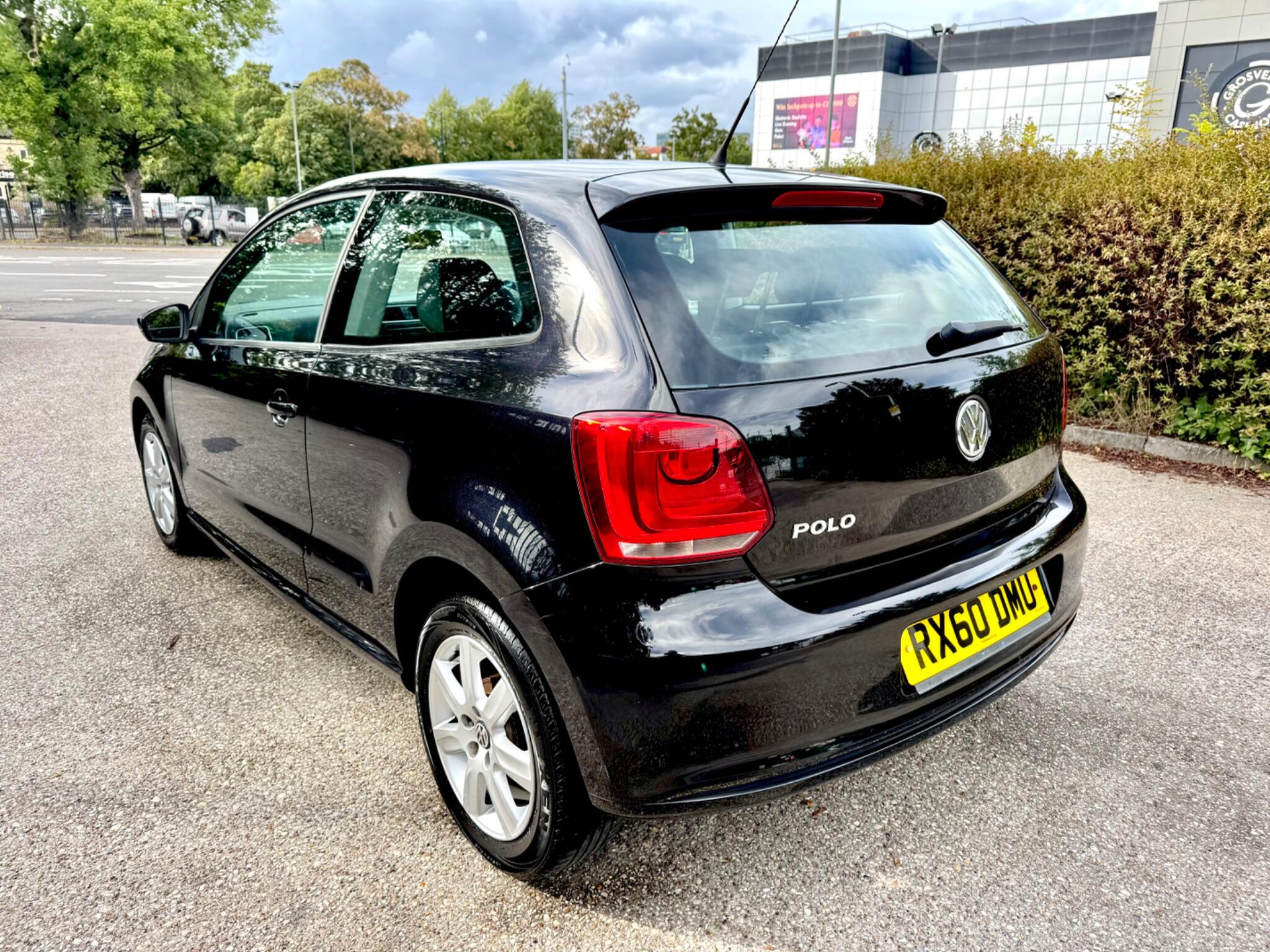 Volkswagen Polo view 5