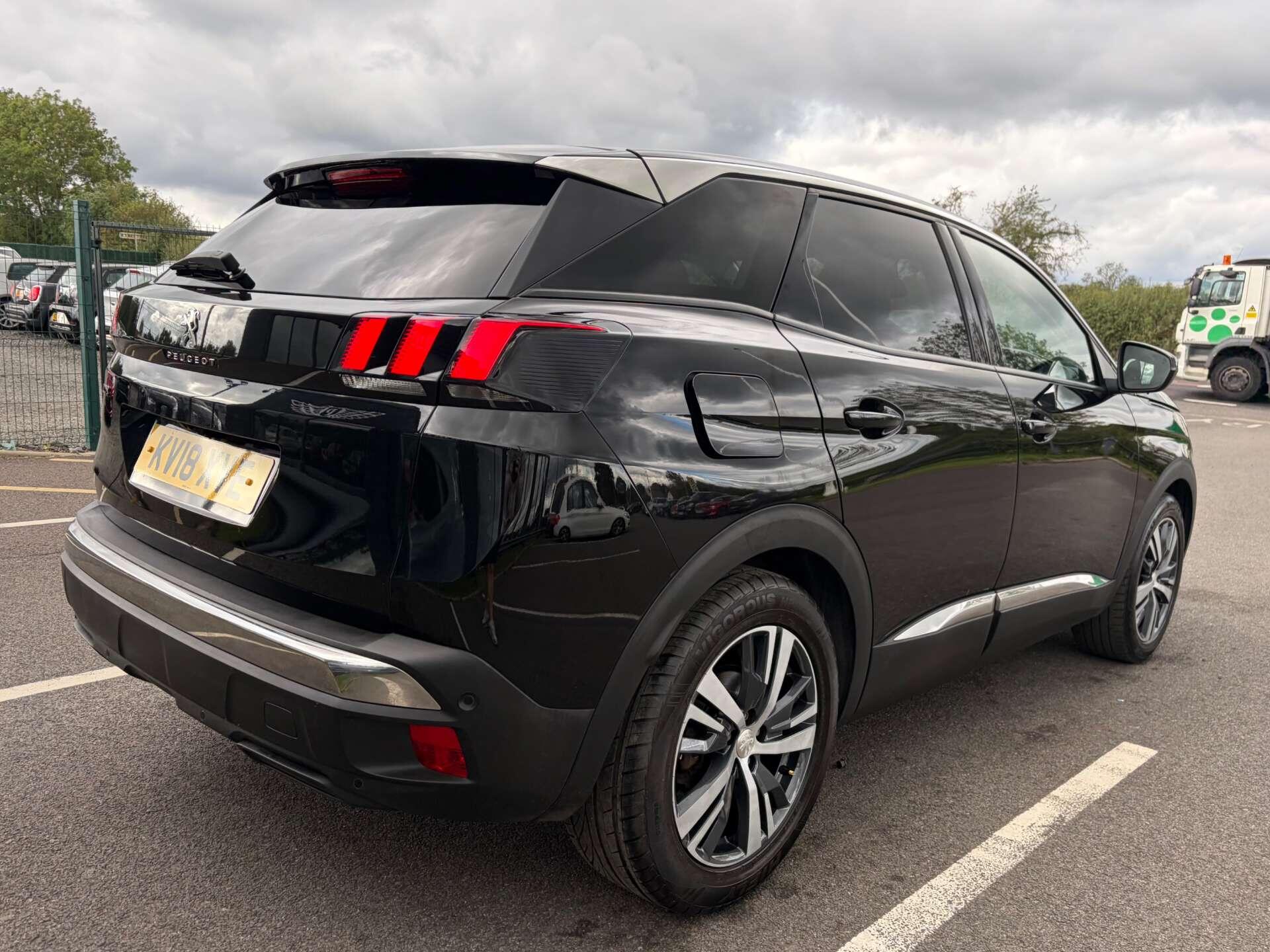 Peugeot 3008 view 8